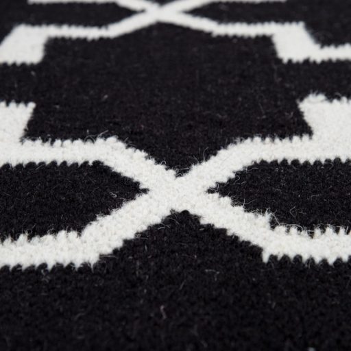 Fekete gyapjú szőnyeg rövid szálú design szőnyeg 80x150 cm