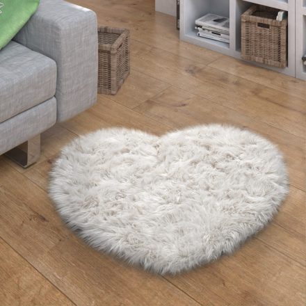 Fehér puha szőrme hatású szőnyeg 80x75 cm szív alakú