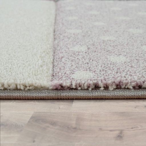 Gyerekszoba szonyeg, 3D lila szivecske mintaval 140x200 cm